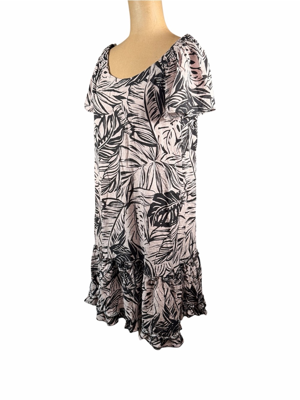 ROBBIE BEE Palm Printed Dress